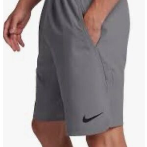Nike Dress shorts flex vent cooling performance NWOT Med